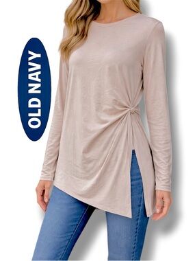 Old Navy Tee Long Sleeve Side Slit Cloudmotion Active Womens Size MEDIUM TALL